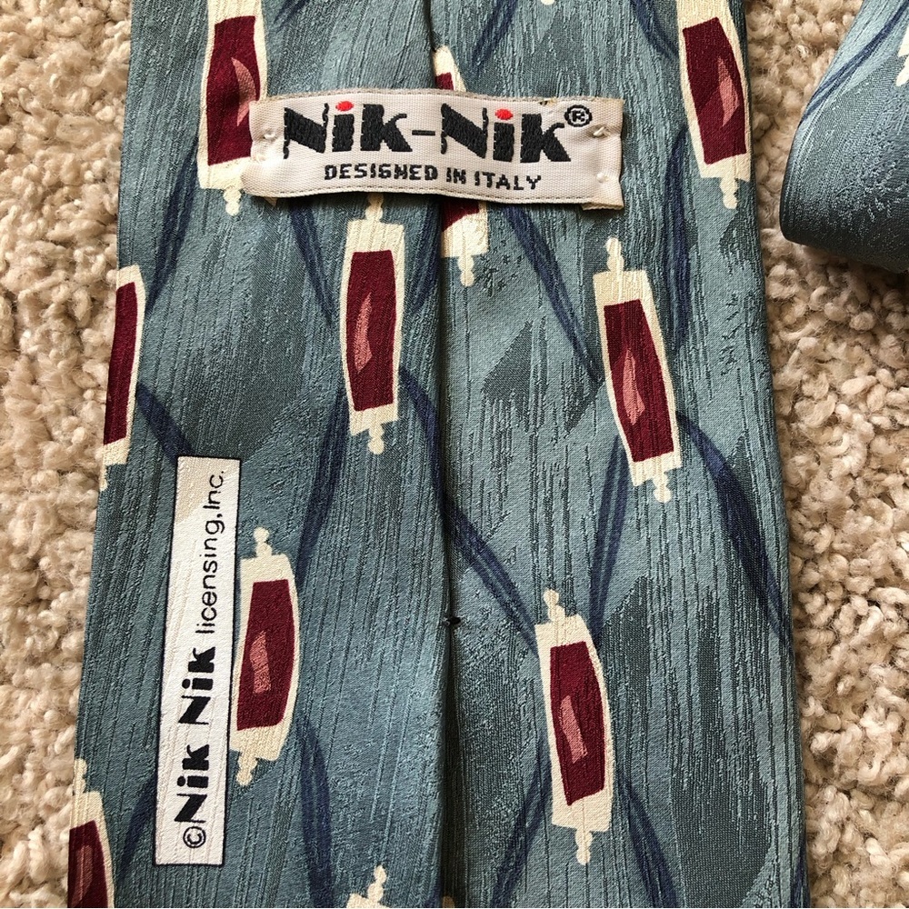 Nik-Nik Silk Tie - Picture 4 of 4